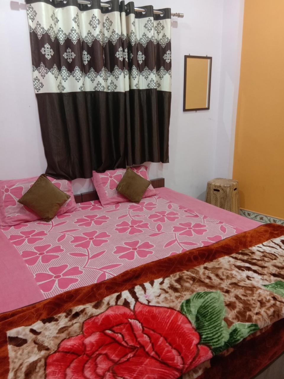 Shanti Guest House Ujjain Exterior foto